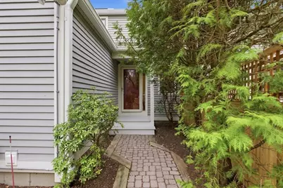 2 Hillside Dr #2, Wayland, MA 01778 - Photo 4