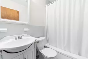 31 Snow Hill St, Boston, MA 02113 - Photo 16