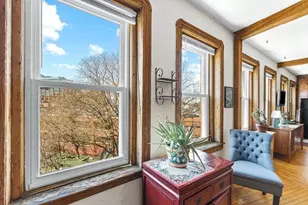 31 Snow Hill St, Boston, MA 02113 - Photo 8