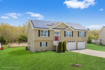 3 Dominique Dr, Webster, MA 01570 - Photo 2