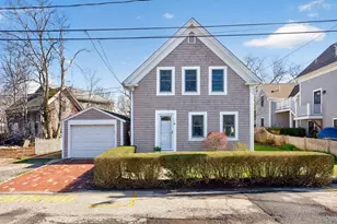 31 Conant St, Provincetown, MA 02657 - Photo 36