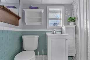 10R Barnes St, Wareham, MA 02571 - Photo 16