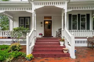 14 Center St, Watertown, MA 02472 - Photo 2
