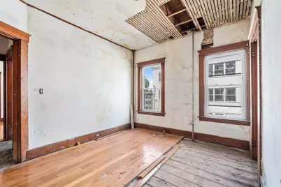 19 Francis St, Fitchburg, MA 01420 - Photo 8