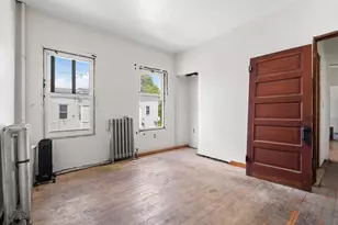 19 Francis St, Fitchburg, MA 01420 - Photo 16