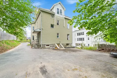 19 Francis St, Fitchburg, MA 01420 - Photo 24