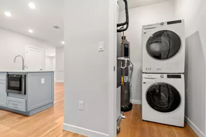267 Old Colony #310, Boston, MA 02127 - Photo 12