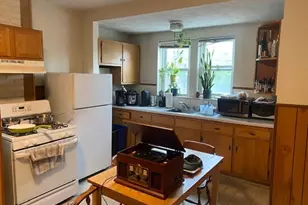 208A Washington St, Somerville, MA 02143 - Photo 4