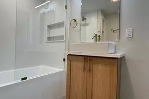 91 Bolton St, Boston, MA 02127 - Photo 20