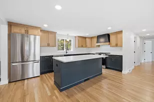 44 Wildbrook Rd, Billerica, MA 01821 - Photo 2