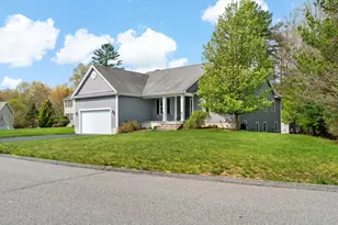 195 Alanita Dr, Taunton, MA 02780 - Photo 2