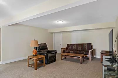 195 Alanita Dr, Taunton, MA 02780 - Photo 32