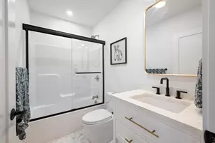 11 Mary Kenney Way, Medford, MA 02155 - Photo 30