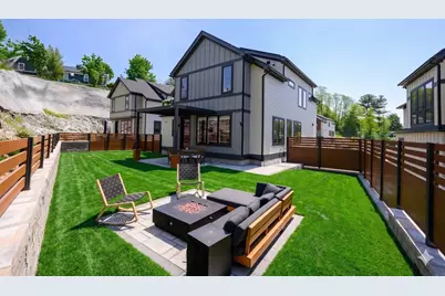 11 Mary Kenney Way, Medford, MA 02155 - Photo 34