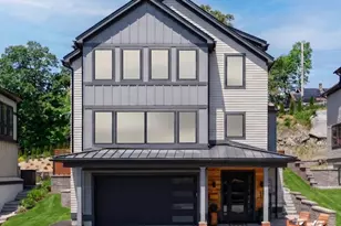 11 Mary Kenney Way, Medford, MA 02155 - Photo 2