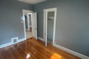 23 Cromwell St, Boston, MA 02124 - Photo 4