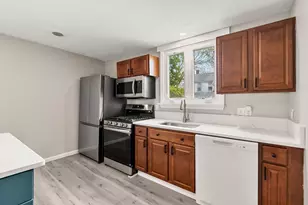 46 West St, Medford, MA 02155 - Photo 6