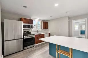 46 West St, Medford, MA 02155 - Photo 4