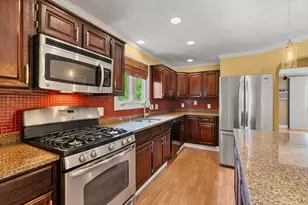 46 West St, Medford, MA 02155 - Photo 1