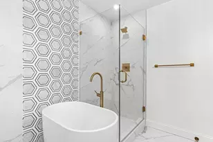 7 Sherman Pl, Winchester, MA 01890 - Photo 20