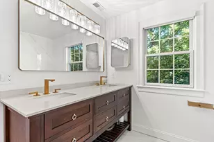 7 Sherman Pl, Winchester, MA 01890 - Photo 20