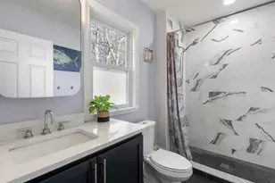 65 Harding St, Newton, MA 02465 - Photo 12