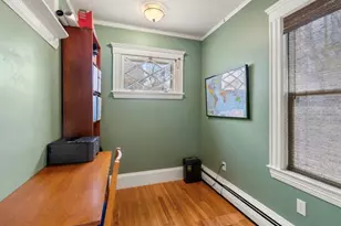 65 Harding St, Newton, MA 02465 - Photo 4