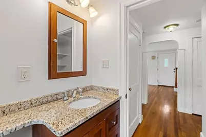 13 Munroe Ave, Woburn, MA 01801 - Photo 18