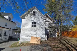 96 Chestnut St, Gardner, MA 01440 - Photo 2
