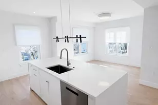 65 L St, Boston, MA 02127 - Photo 1