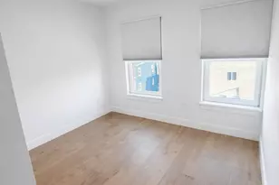 65 L St, Boston, MA 02127 - Photo 4
