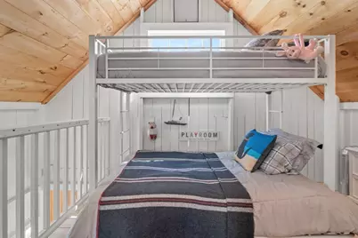 16 Atlantic Avenue, Oak Bluffs, MA 02557 - Photo 20