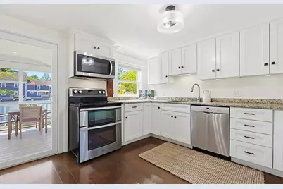 865 Washington Street, Holliston, MA 01746 - Photo 16