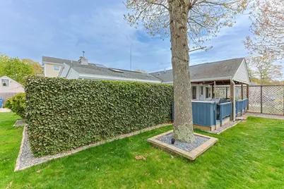 12 Winthrop Dr, Falmouth, MA 02536 - Photo 30