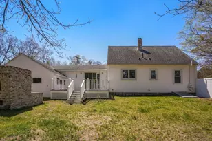 54 Meadowbrook Rd, Chelmsford, MA 01863 - Photo 4