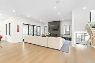 102 Booth St, Needham, MA 02494 - Photo 10