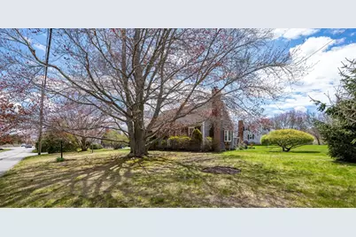 10 Old Mattapoisett Neck Rd, Mattapoisett, MA 02739 - Photo 6