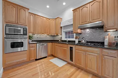 40 Park St #4, Attleboro, MA 02703 - Photo 4