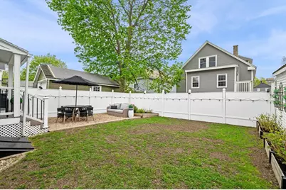25 Lyman St, Beverly, MA 01915 - Photo 36