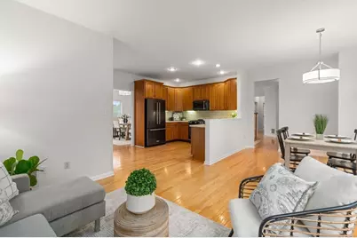 4 Arbella Rd #4, Bedford, MA 01730 - Photo 10