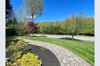 176 Mary Catherine Dr, Lancaster, MA 01523 - Photo 4