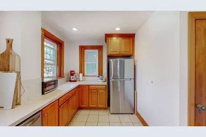 52 Rockledge Rd, Newton, MA 02461 - Photo 14