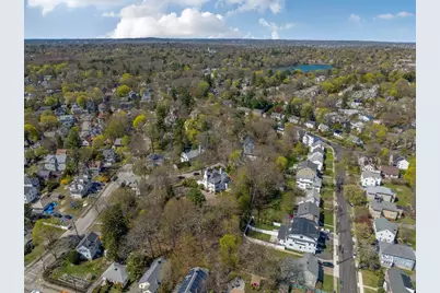 52 Rockledge Rd, Newton, MA 02461 - Photo 26