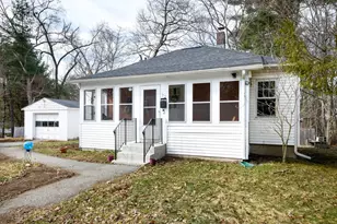 22 Quobaug Ave, Oxford, MA 01540 - Photo 1