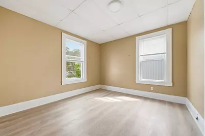 22 Faulkner St #2, Malden, MA 02148 - Photo 8