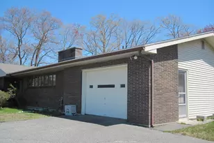 324 Hillside Rd, North Andover, MA 01845 - Photo 1