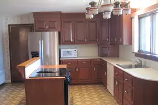 324 Hillside Rd, North Andover, MA 01845 - Photo 4