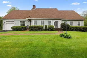 49 South St, Grafton, MA 01519 - Photo 2