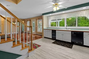 49 South St, Grafton, MA 01519 - Photo 14