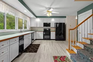 49 South St, Grafton, MA 01519 - Photo 16